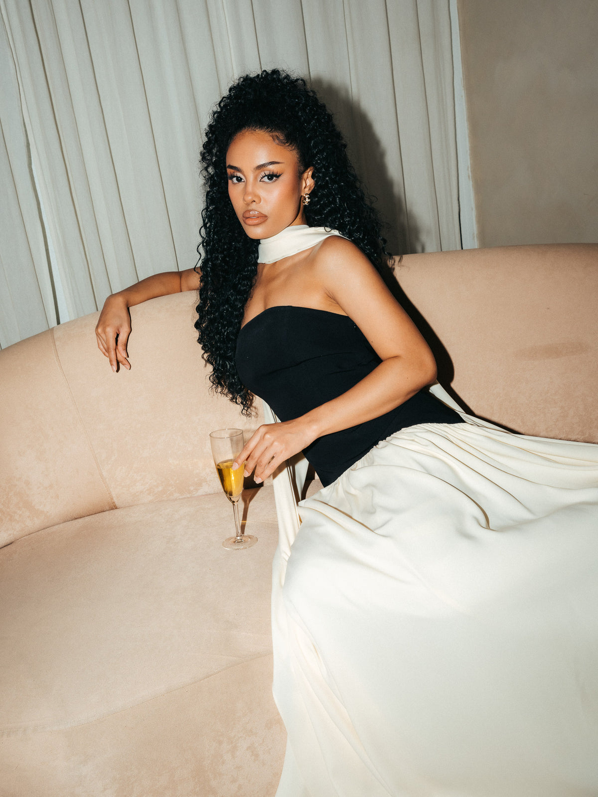 Ivory/Black