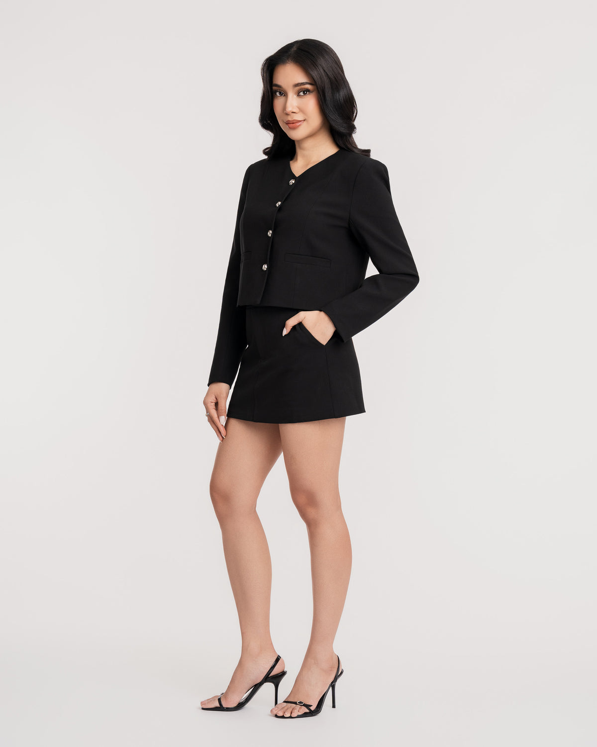 Sienna Cropped V-Neck Jacket