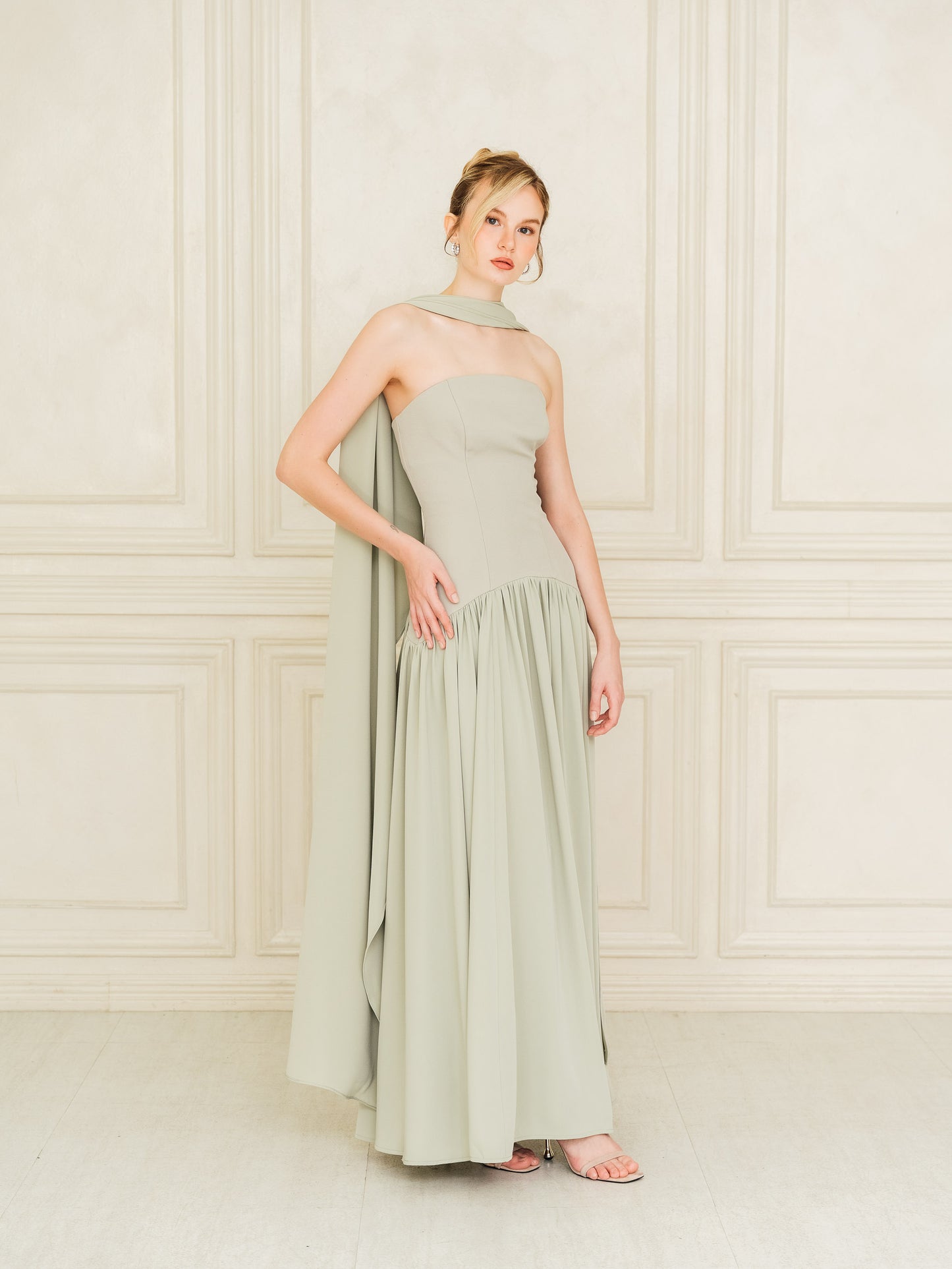 Isabella Flowy Tube Top Dress with Detachable Shawl Fleur Elize Isabella Flowy Tube Top Dress with Detachable Shawl Fleur Elize