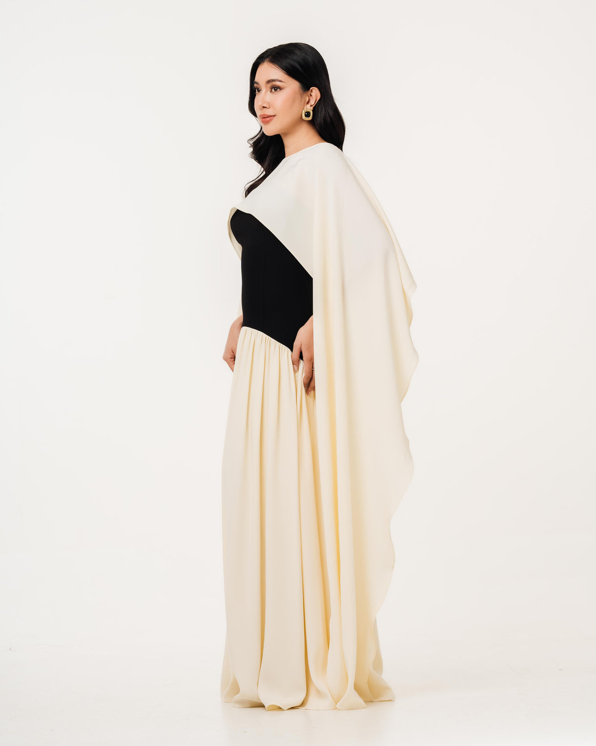 Ivory/Black
