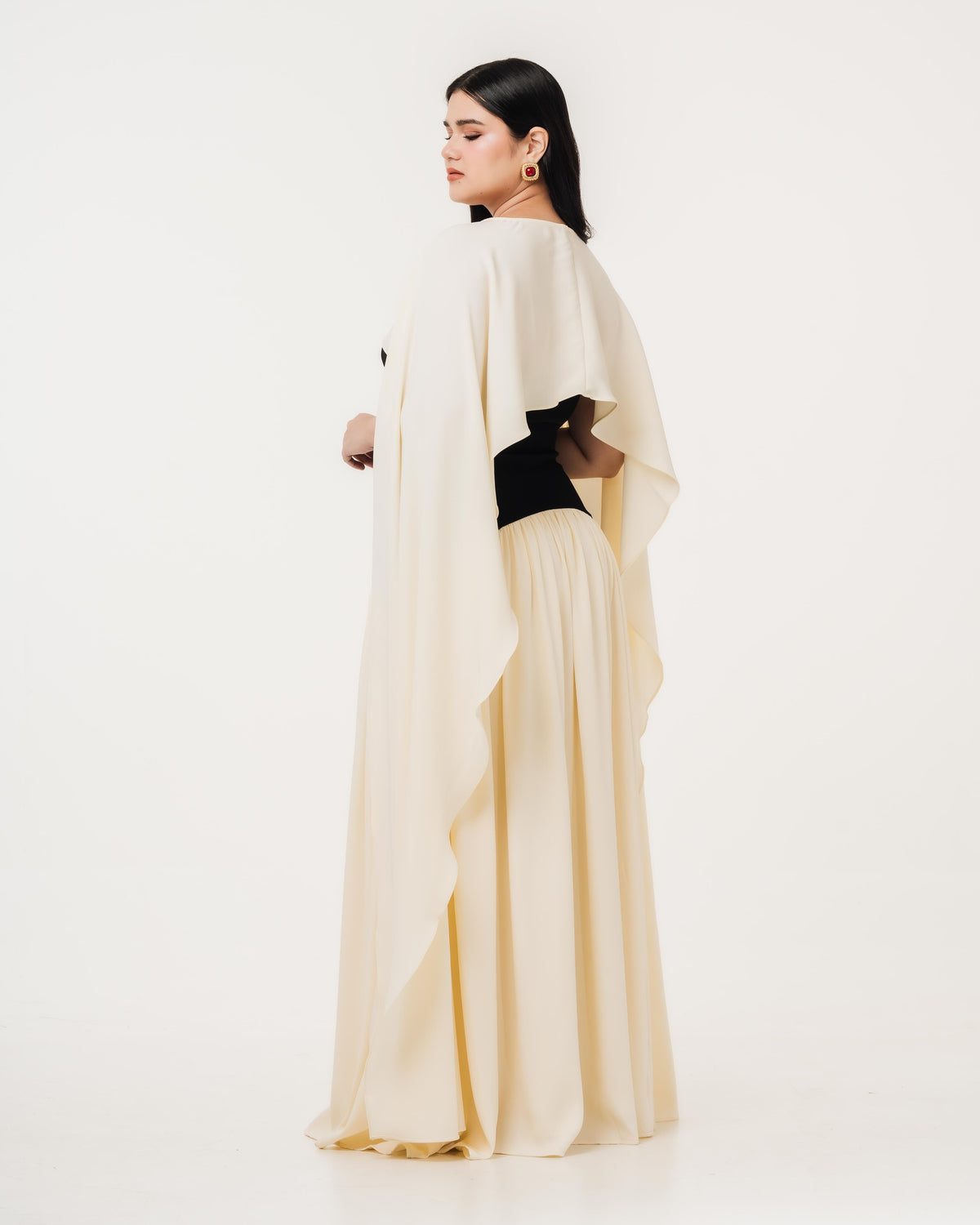 Ivory/Black