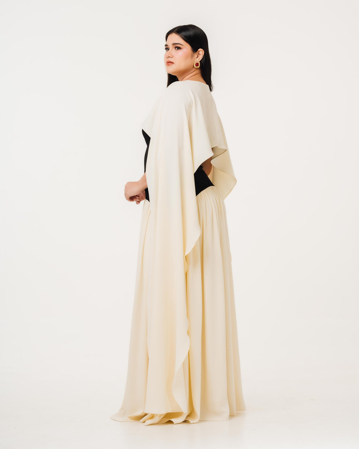 Ivory/Black