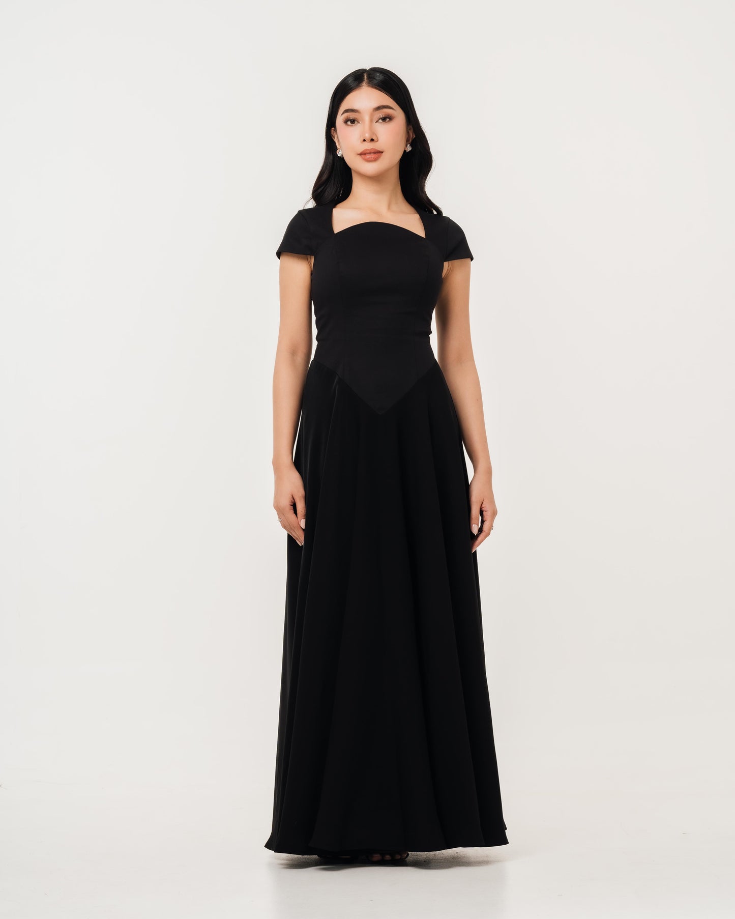 Aurora Ivory Capsleeve Flowy Maxi Dress Fleur Elize Aurora Ivory Capsleeve Flowy Maxi Dress Fleur Elize