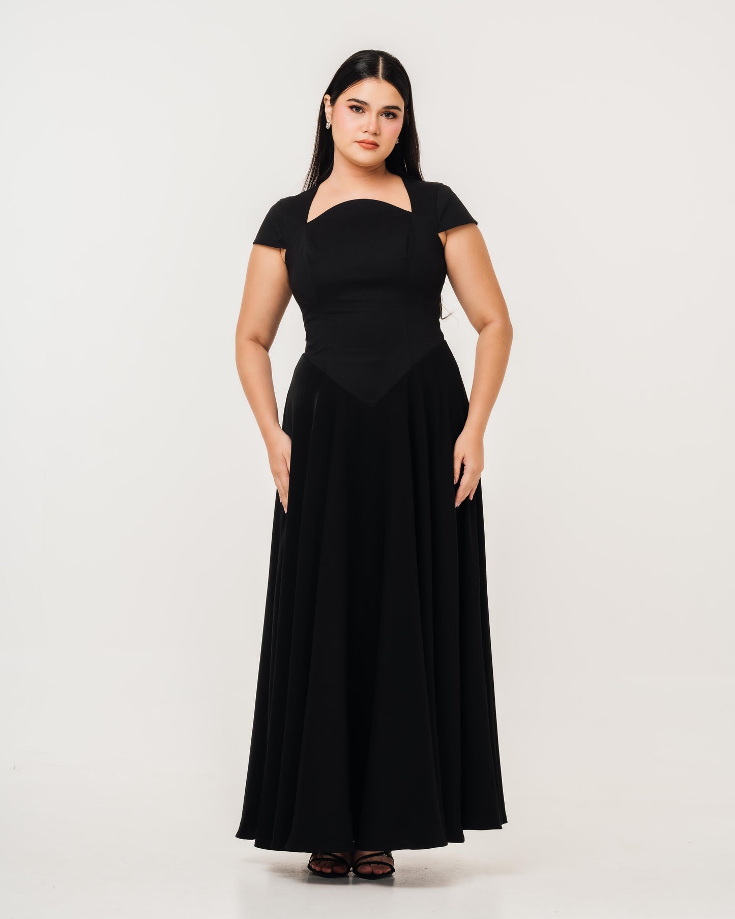 Aurora Ivory Capsleeve Flowy Maxi Dress Fleur Elize Aurora Ivory Capsleeve Flowy Maxi Dress Fleur Elize