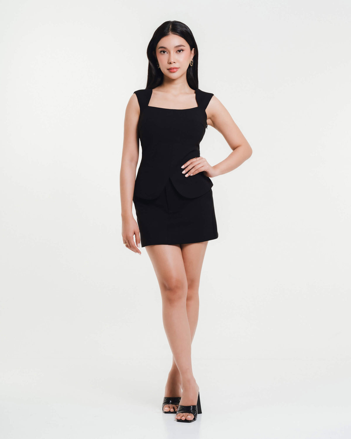 Fleur Elize Sienna black classic mini skirt front view elegant going out silhouette